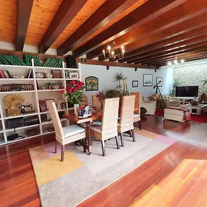 Aliga Etxea. & Mountain Village Getxo